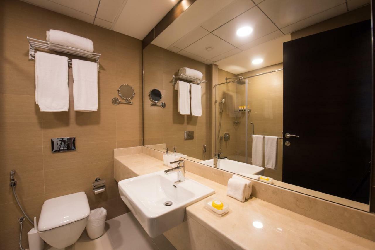 Fantastay Sparkle Tower Luxury 1 Br Дубай Экстерьер фото