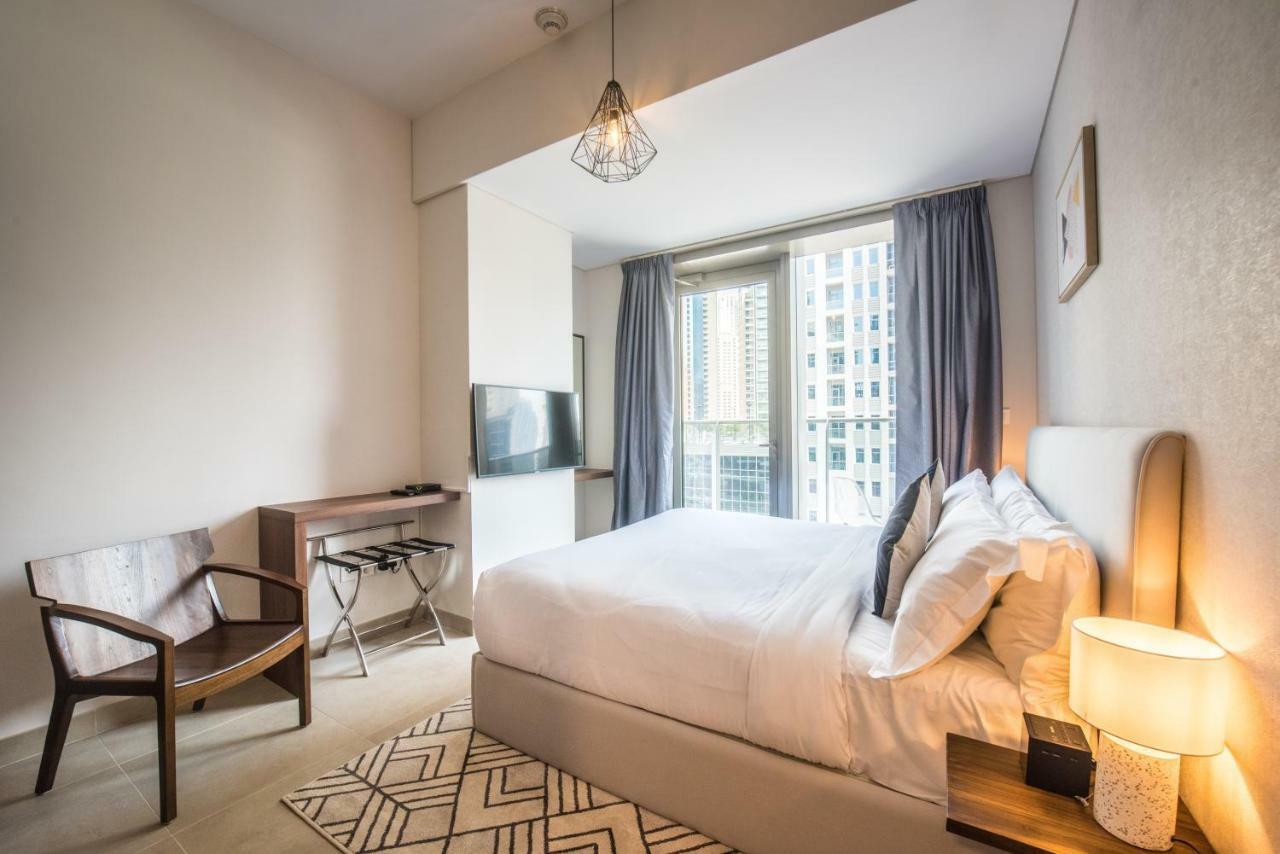 Fantastay Sparkle Tower Luxury 1 Br Дубай Экстерьер фото