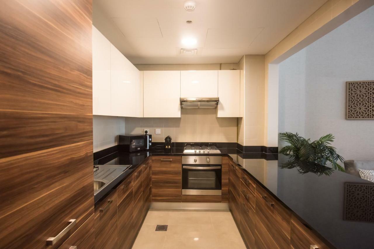 Fantastay Sparkle Tower Luxury 1 Br Дубай Экстерьер фото